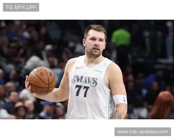 东契奇读秒控球，时间完全在他手里